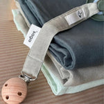 Saga Attache-tétine - Pala - Thé vert