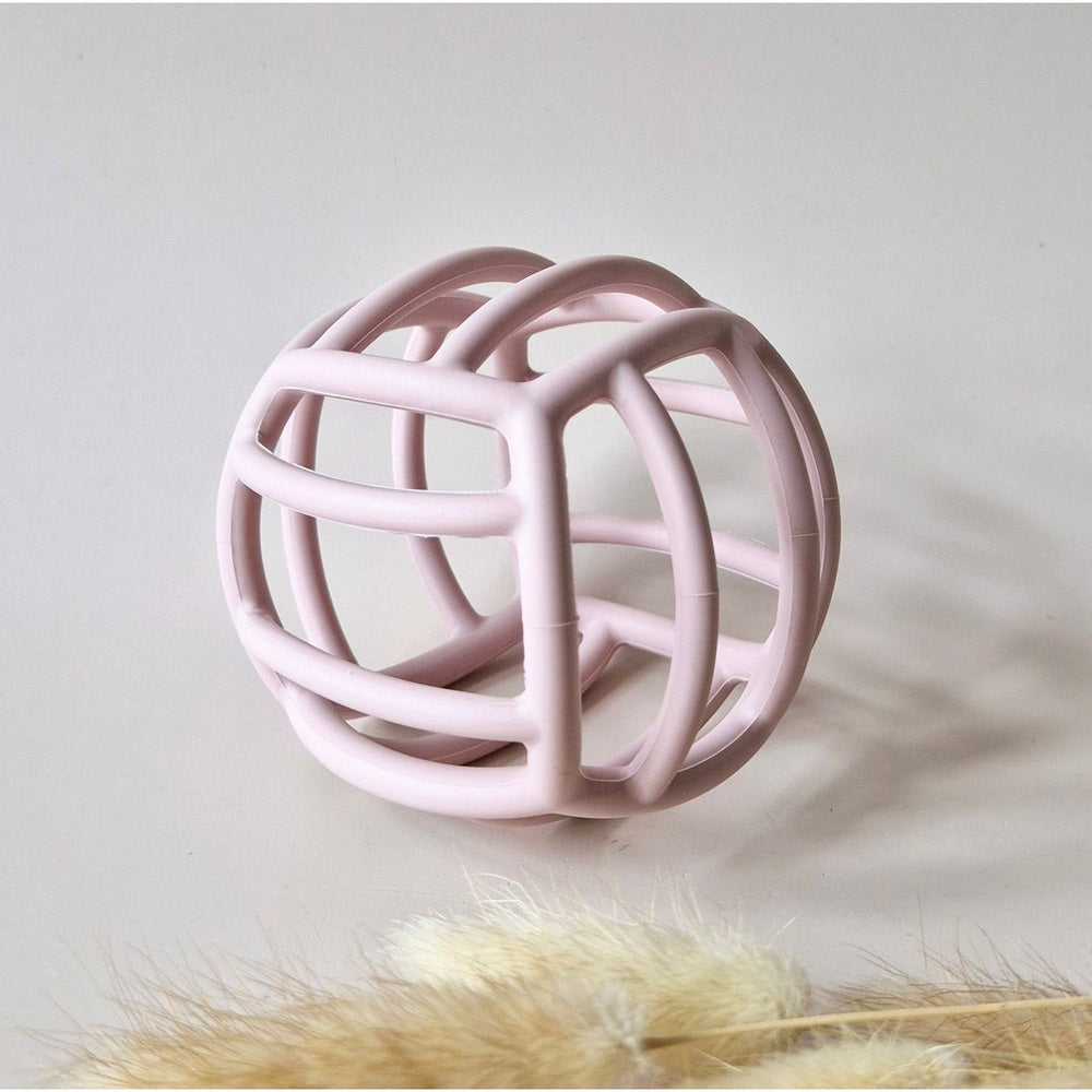 Rammelaartje Balle de motricité en silicone flexible - rose pâle