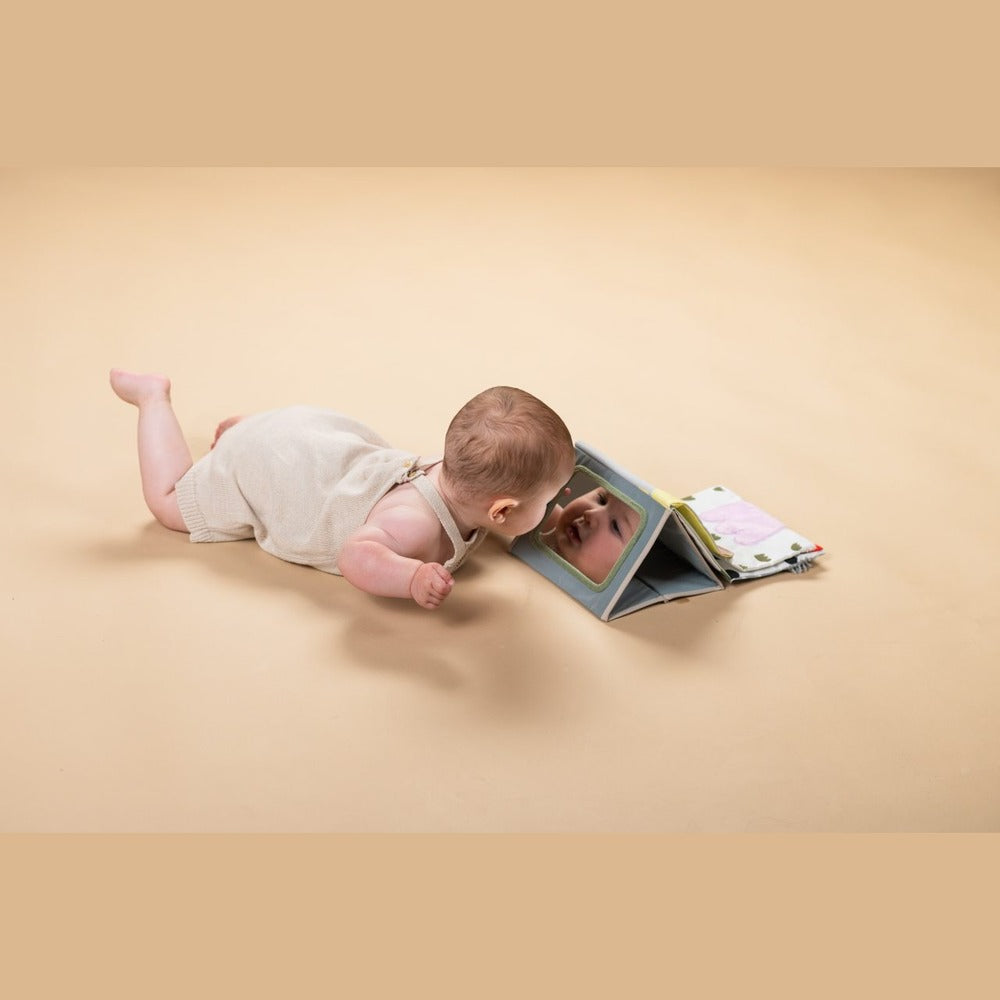 Taf Toys Livre sensoriel pour le temps sur le ventre
