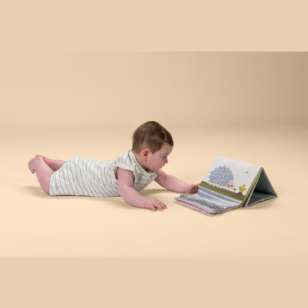 Taf Toys Livre sensoriel pour le temps sur le ventre