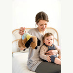 Chien en peluche musical Little Mateys de Lässig