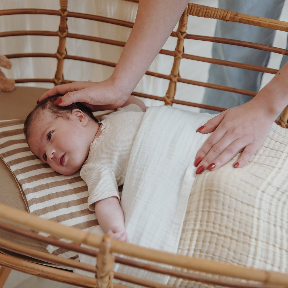Meyco Couverture pour lit bébé Jacquard hydrophile rayé sable