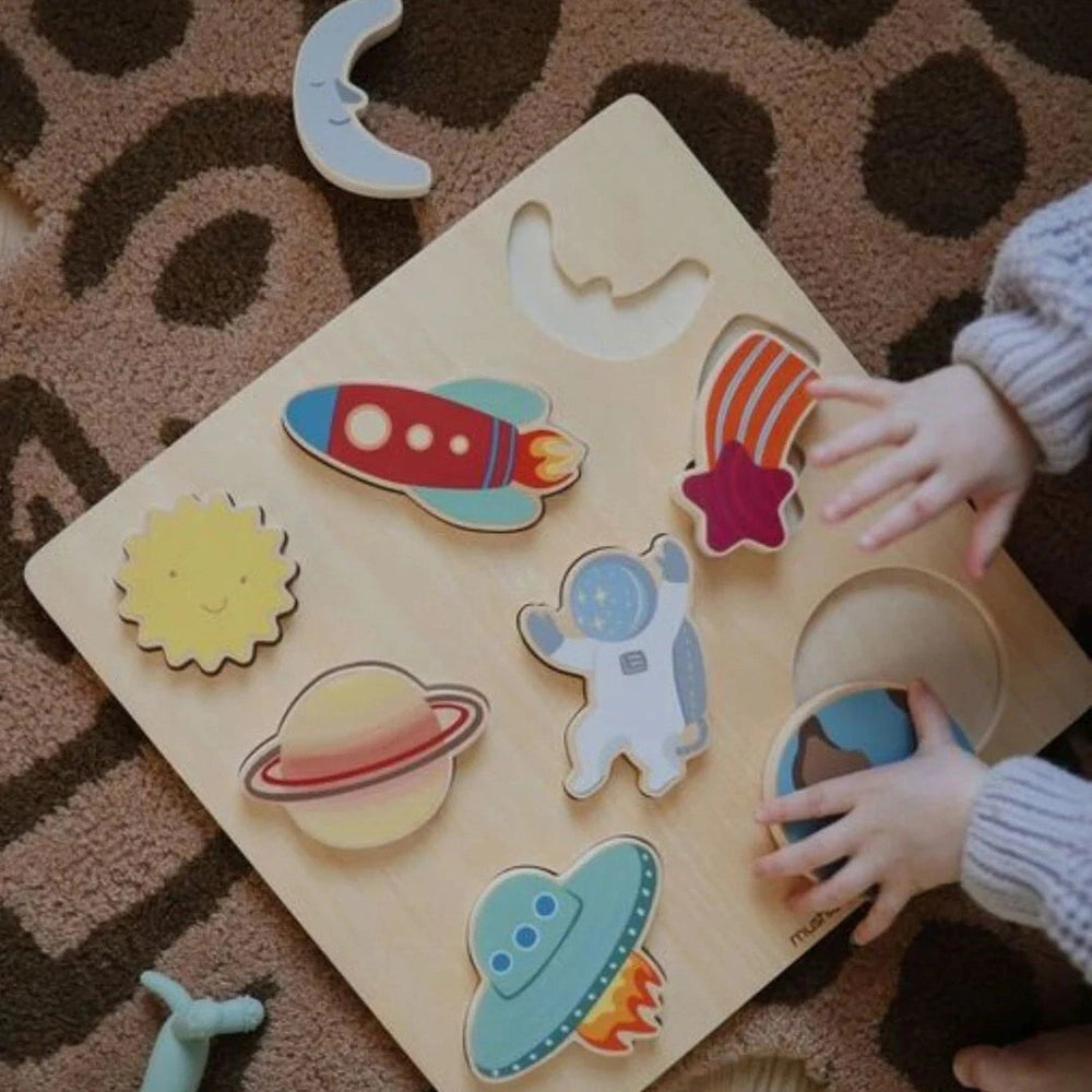 Puzzle en bois Mushie Espace