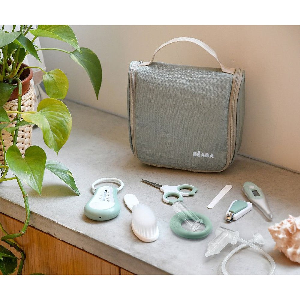 Béaba Trousse de toilette avec kit de soins