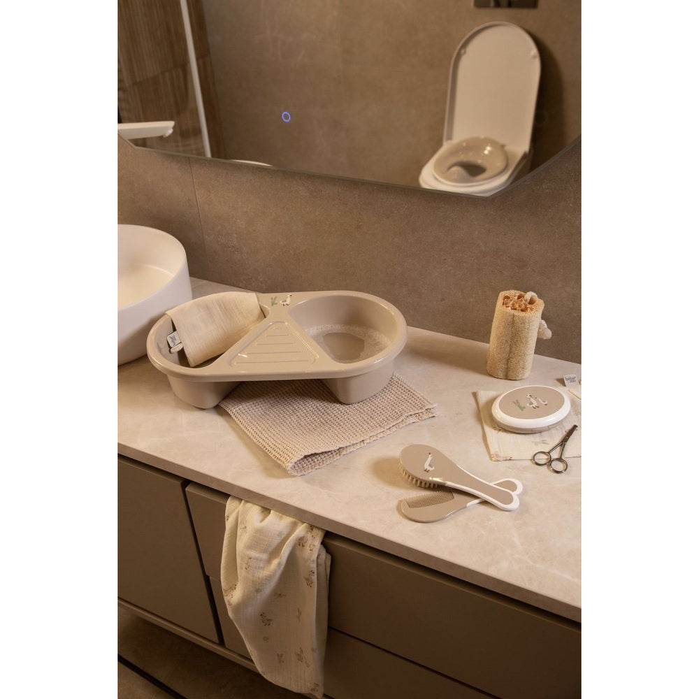 Bébé-jou Trousse de soin - Taupe | Coffret de toilette, kit de manucure et thermomètre de bain