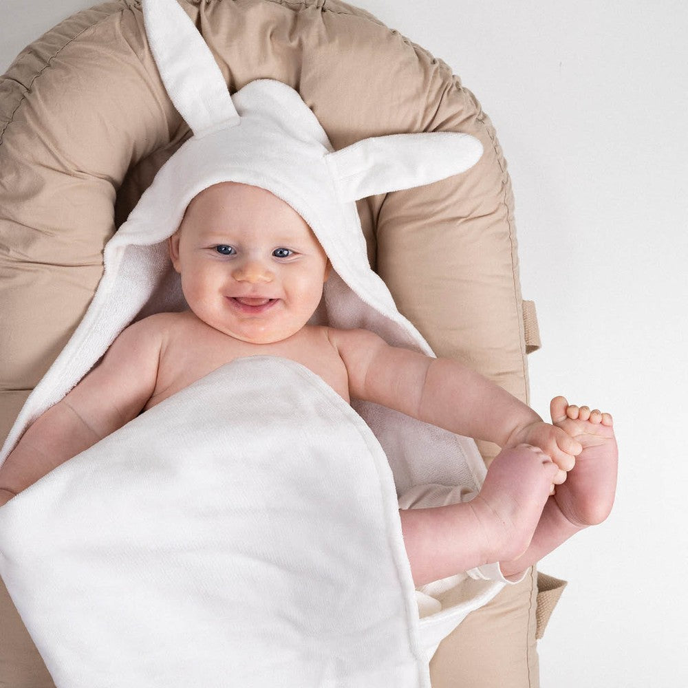 Serviette à capuche Elodie - Lapin blanc vanille