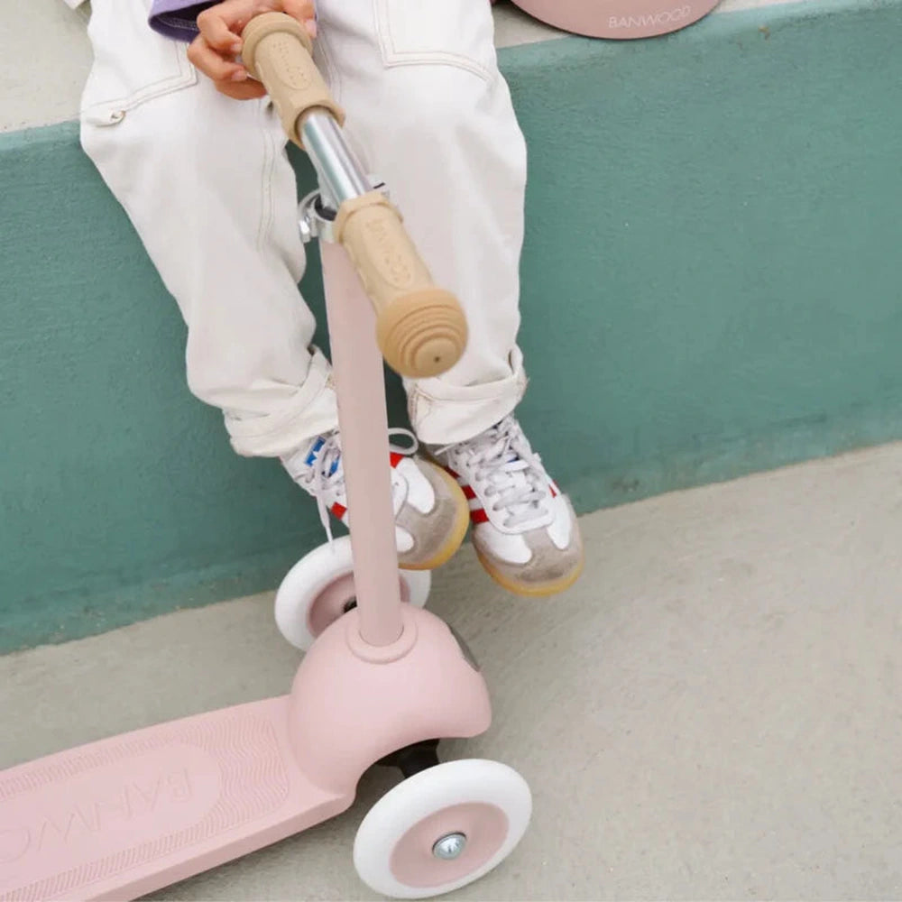 Banwood Eco Scooter Step - Avec panier - Rose délavé