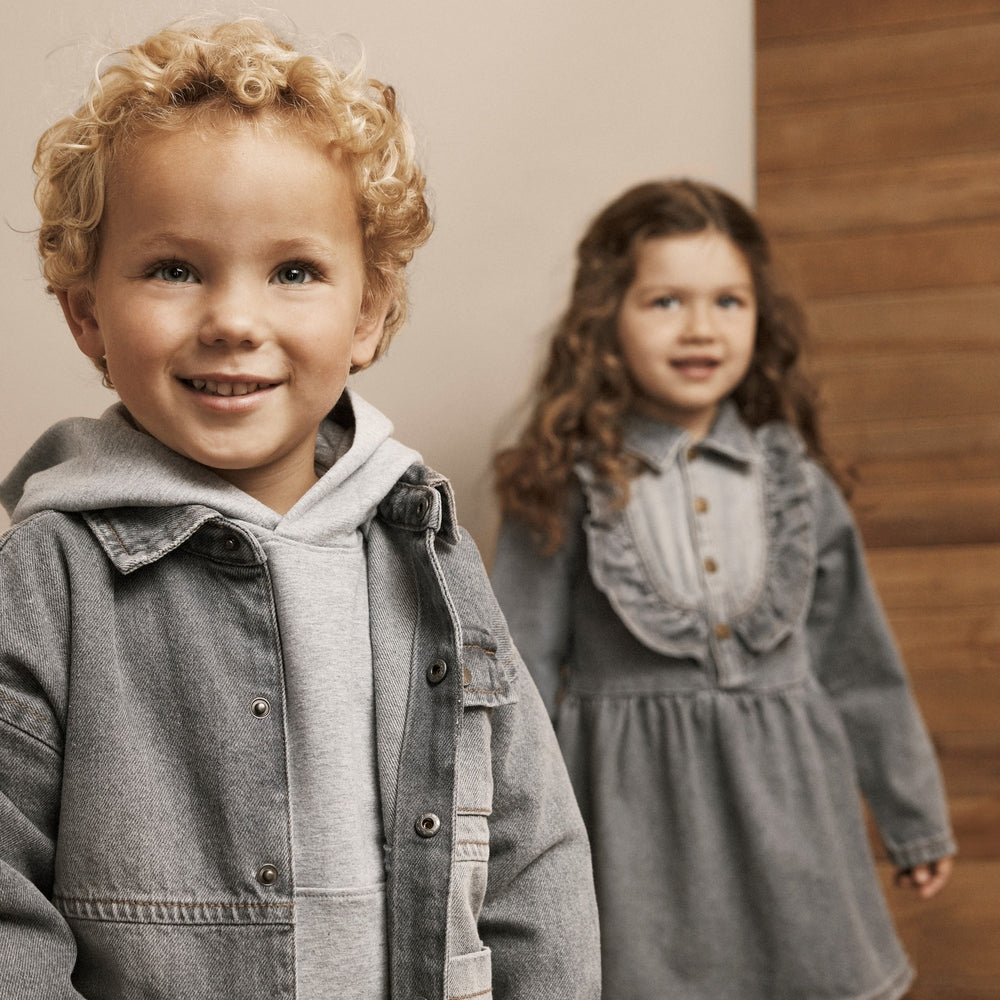 En Fant Robe en denim - gris clair
