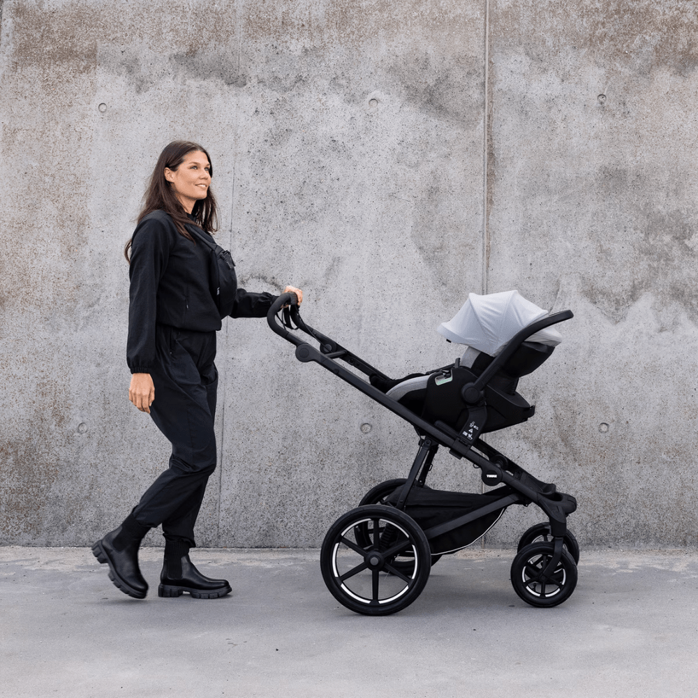 Thule Urban Glide 4 + nacelle noire