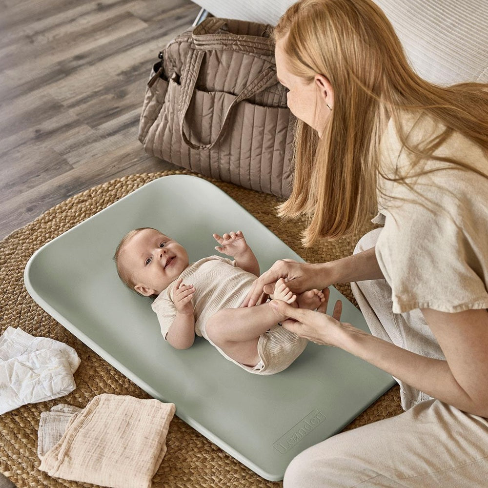 Leander Matty MINI coussin de change Sage Green