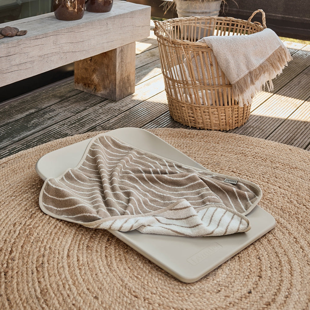 Leander Matty MINI Matelas à langer/coussin de soins Cappuccino