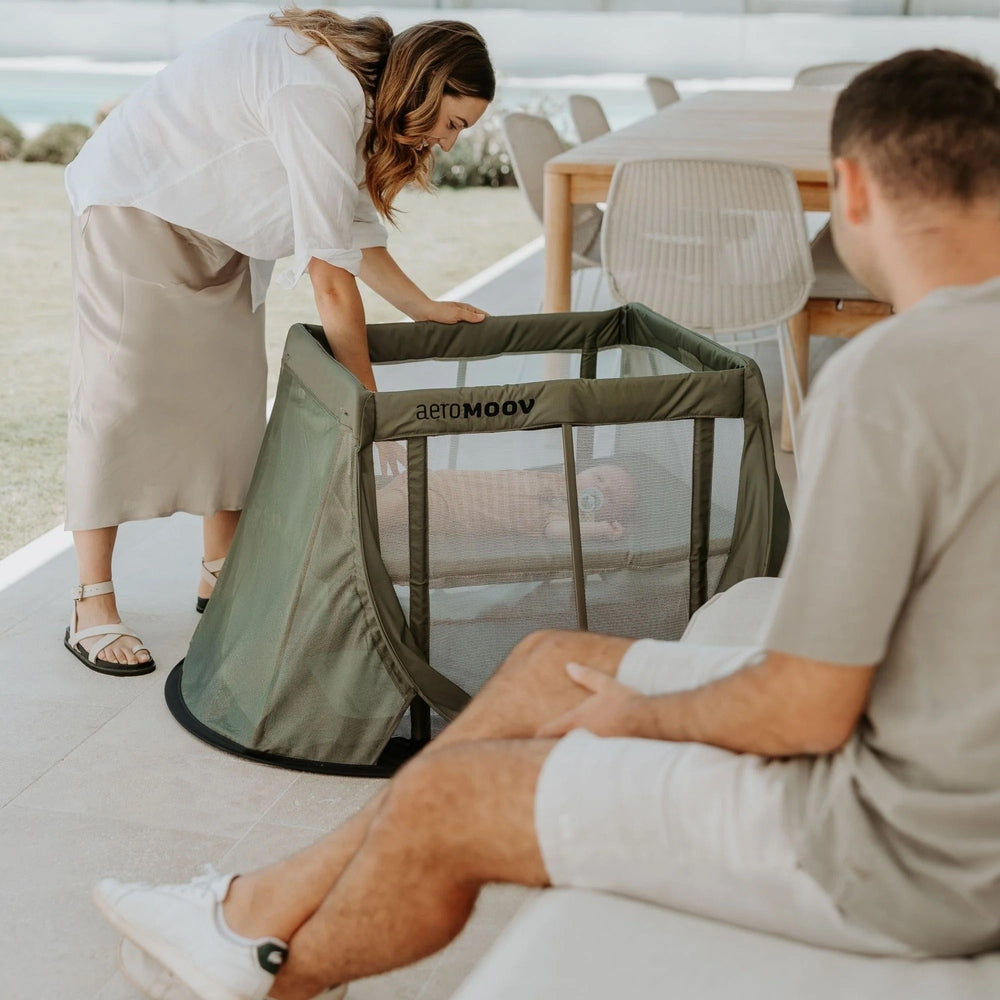 Aeromoov Lit de voyage Instant Travel Cot pour bébé et tout-petit - Green Moss