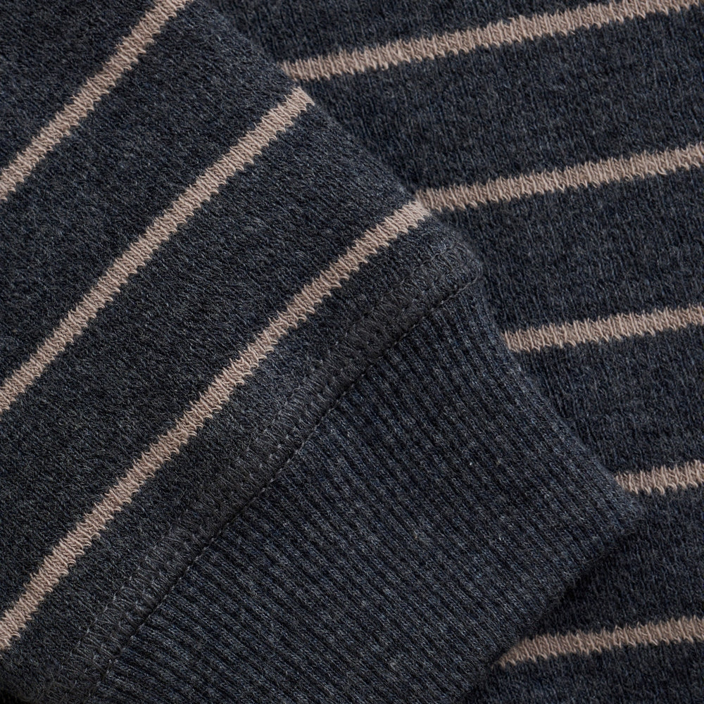Pull En Fant à rayures