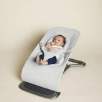 Ergobaby 3-en-1 Evolve Bouncer - Transat en maille gris clair