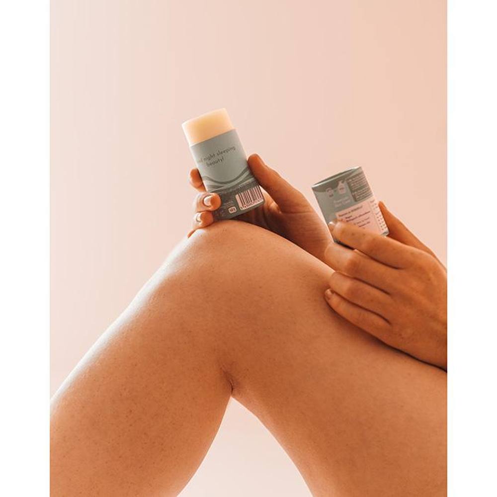 Wondr Larch Miracle | Baume corporel en stick pour tous les types de peau