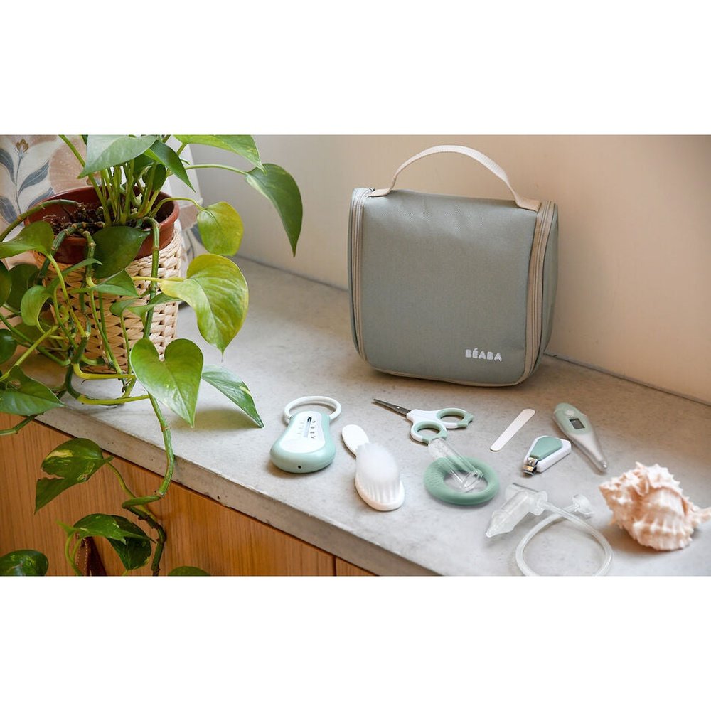 trousse de toilette Beaba - verte