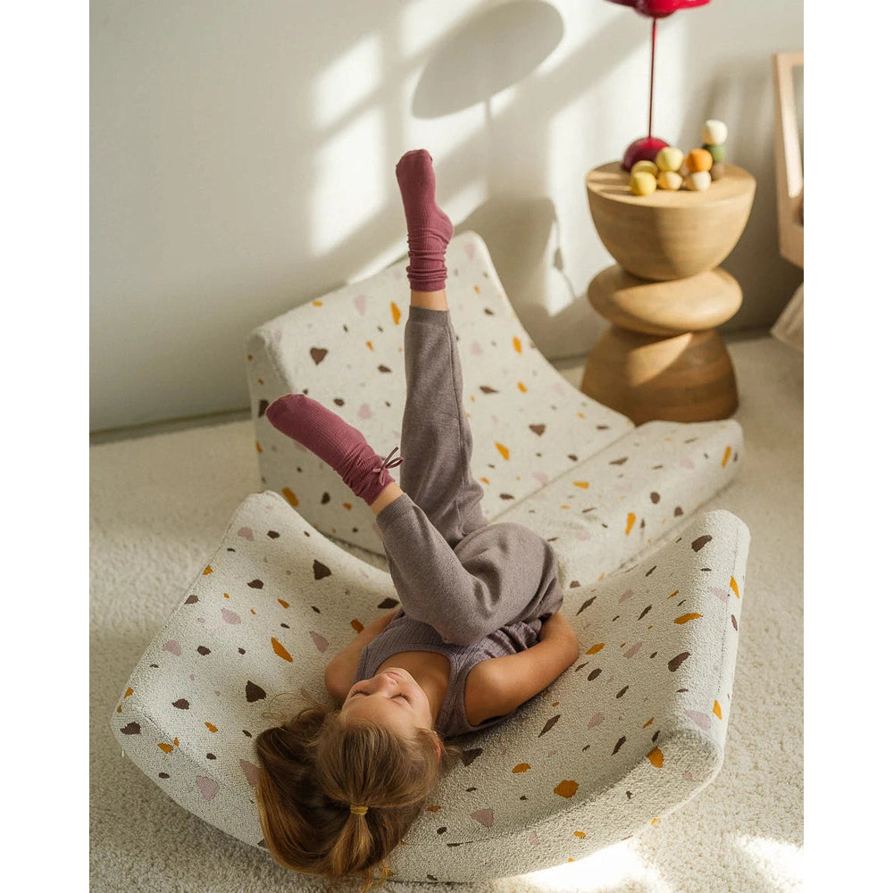 Wigiwama chaise longue - Moon Chair - marbre terrazzo