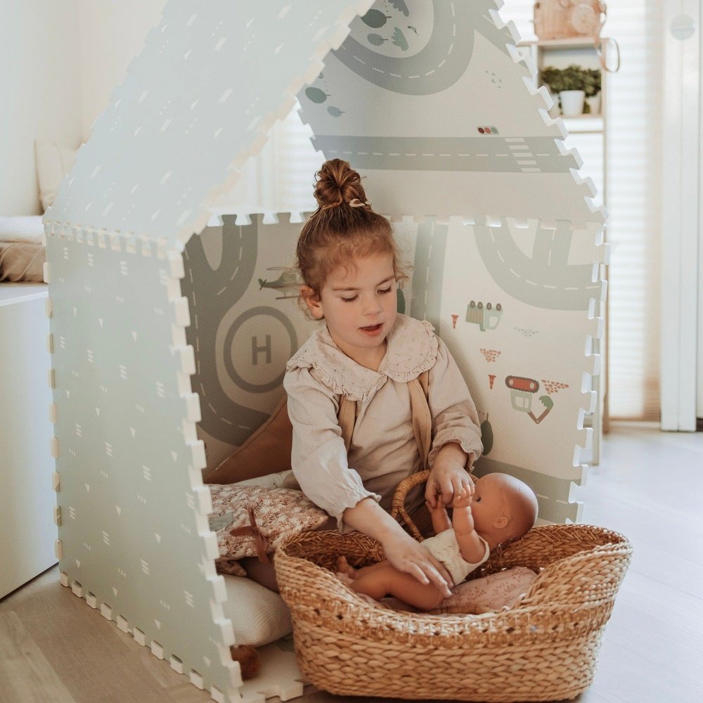TAPIS DE JEU PUZZLE PLAY&GO EEVAA 2-EN-1 AVEC BOÎTE DE RANGEMENT - ROADMAP/ICONS