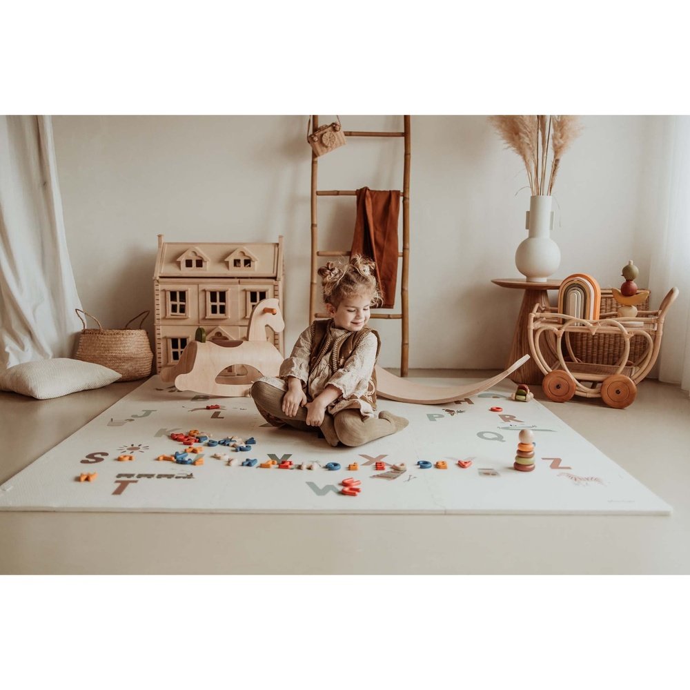 Play&Go Tapis de jeu puzzle - Eevaa 2-en-1 tapis puzzle/boîte de rangement - Alphabet/Terrazzo
