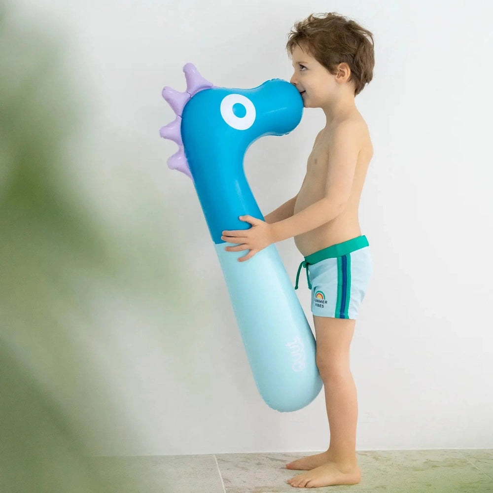 Nouille de piscine pour enfants bleue hippocampe – pour deux fois plus de plaisir dans l’eau