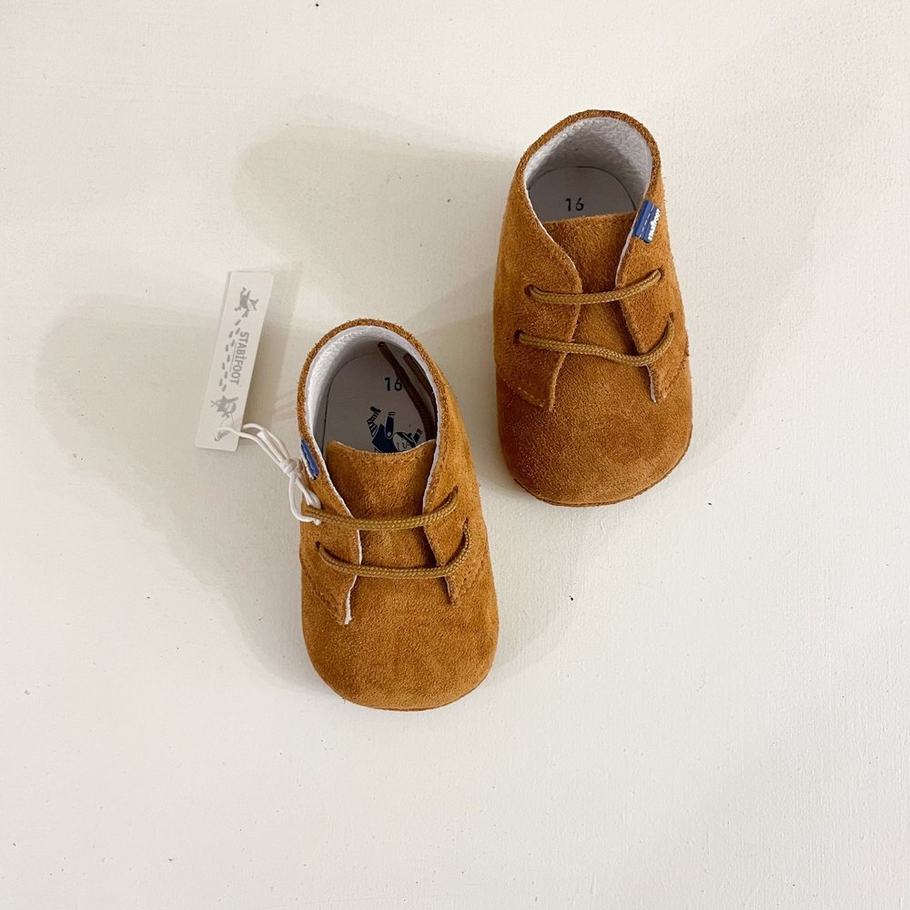 Premiers chaussons - cognac