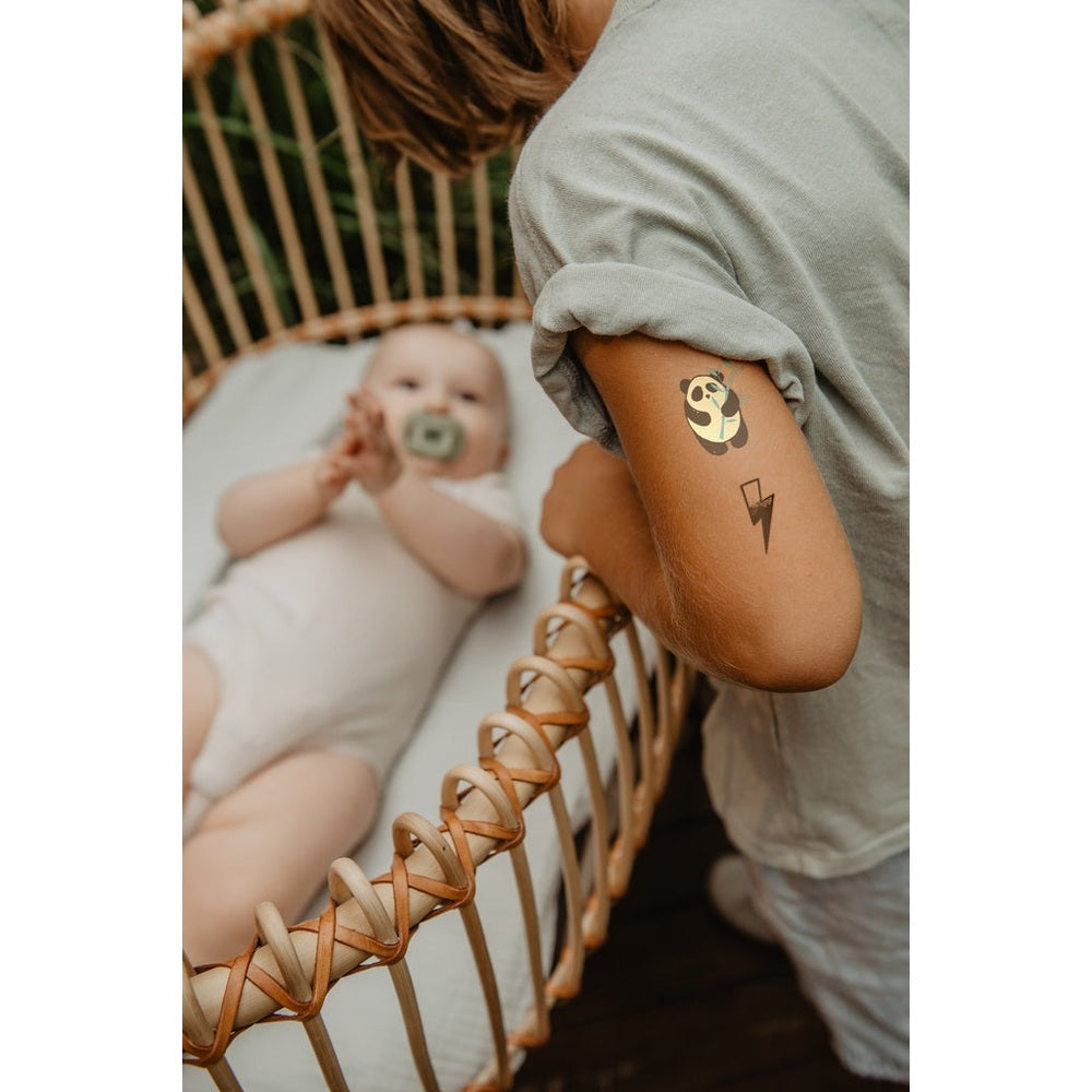 Tatouages Suavinex à la citronnelle répulsifs contre les moustiques