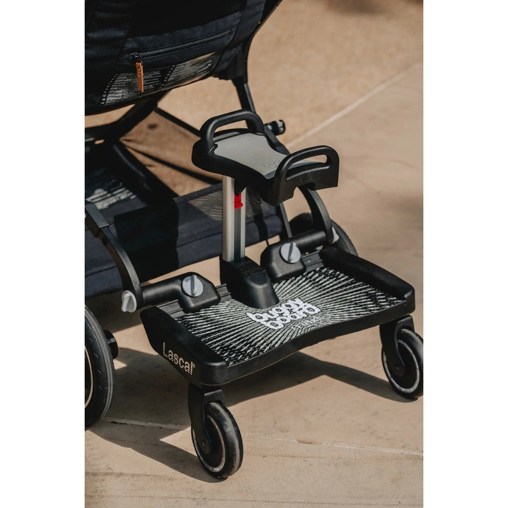 Lascal Planche universelle / Footboard Maxi+ avec siège - noir avec selle grise