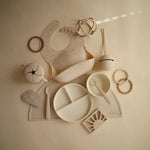 Assiette en silicone Mushie avec compartiments et ventouse - Ivoire