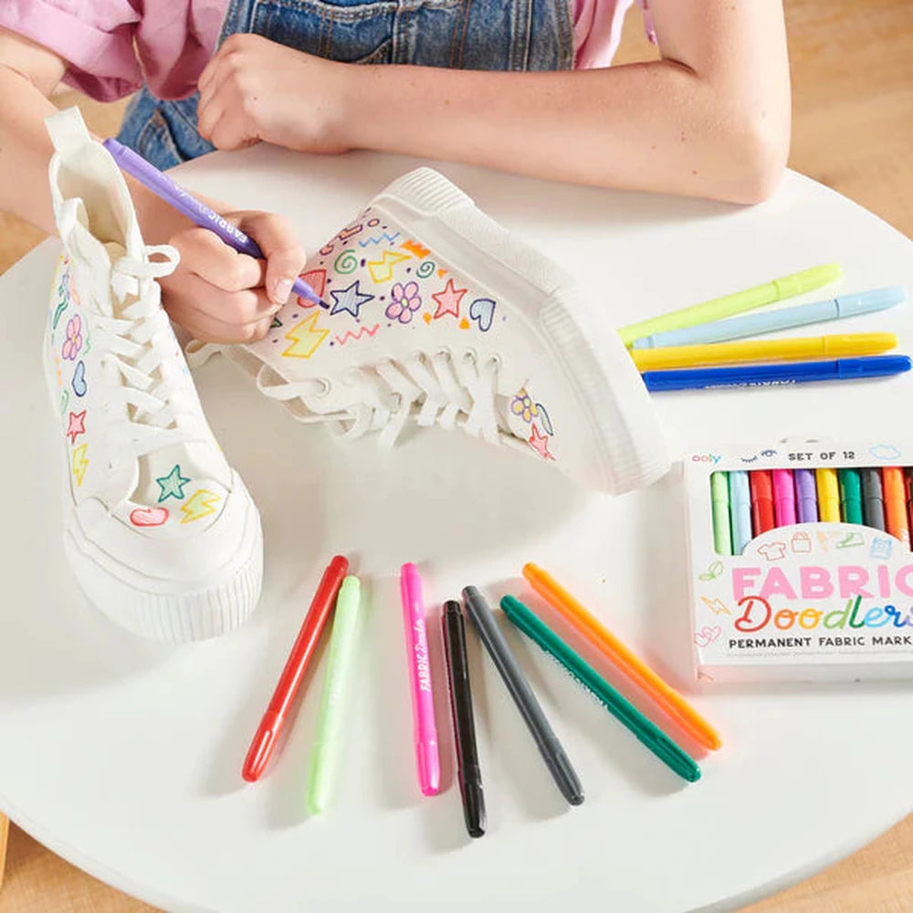 Ooly Fabric Doodlers - Feutres textiles permanents
