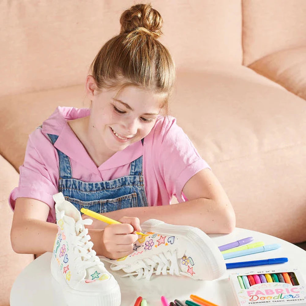 Ooly Fabric Doodlers - Marqueurs textiles permanents
