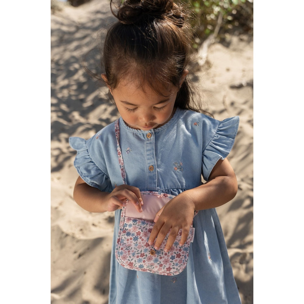 Robe en denim à manches courtes