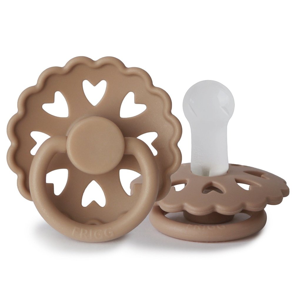 TÉTINE EN SILICONE CONTE DE FÉES LES HABITS NEUFS DE L’EMPEREUR