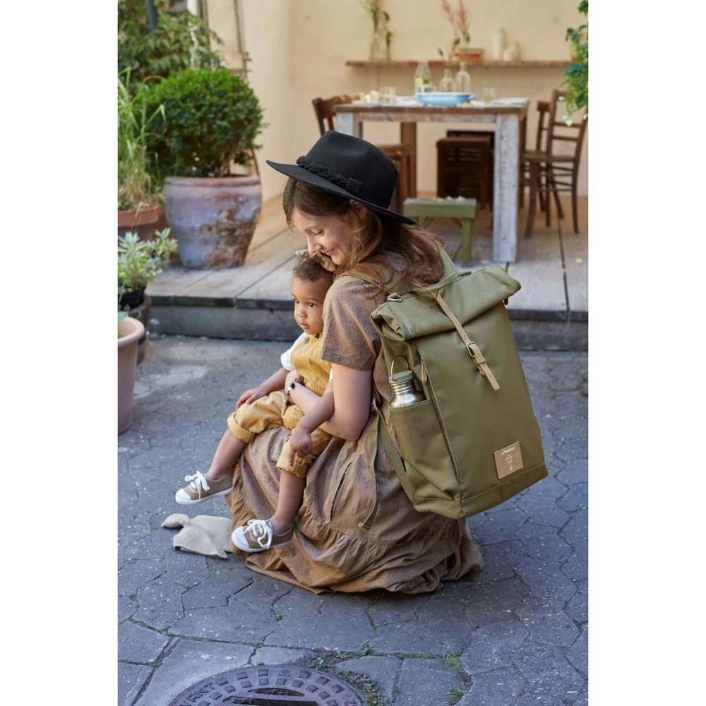 Sac à dos roll-top sac à langer couleur olive Lässig